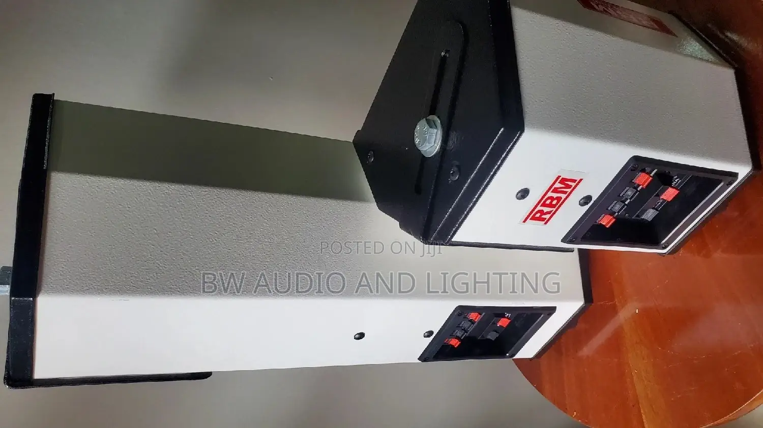 Column Speakers/ Wall Speakers /Wall Mount Speakers
