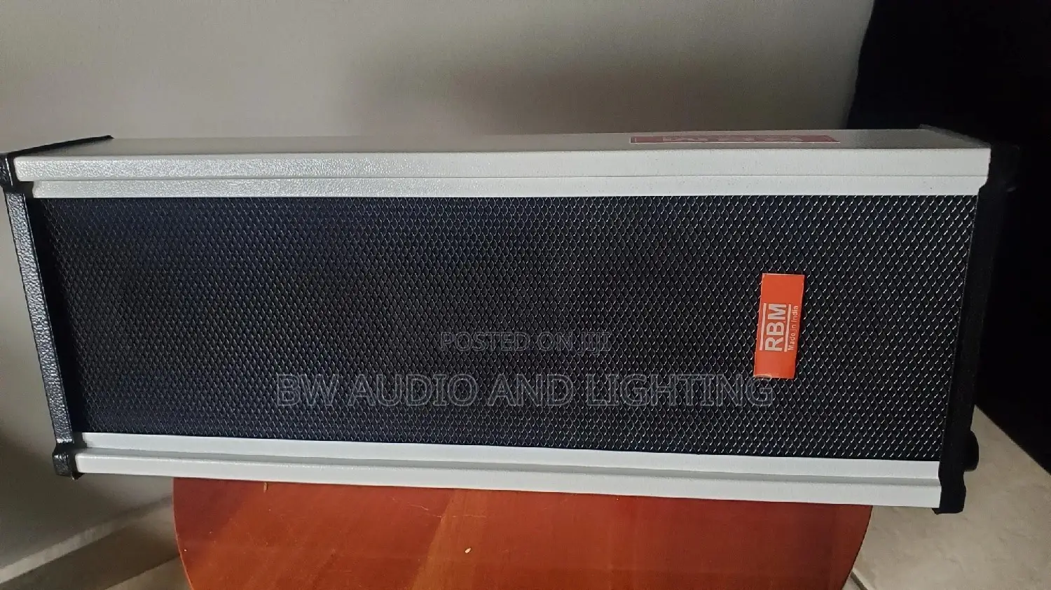 Column Speakers/ Wall Speakers /Wall Mount Speakers