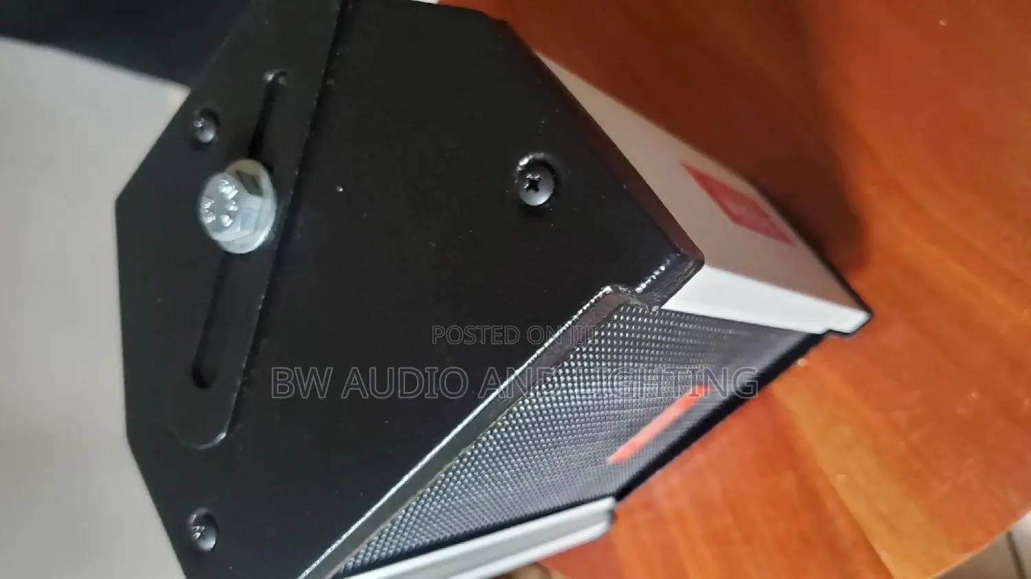 Column Speakers/ Wall Speakers /Wall Mount Speakers