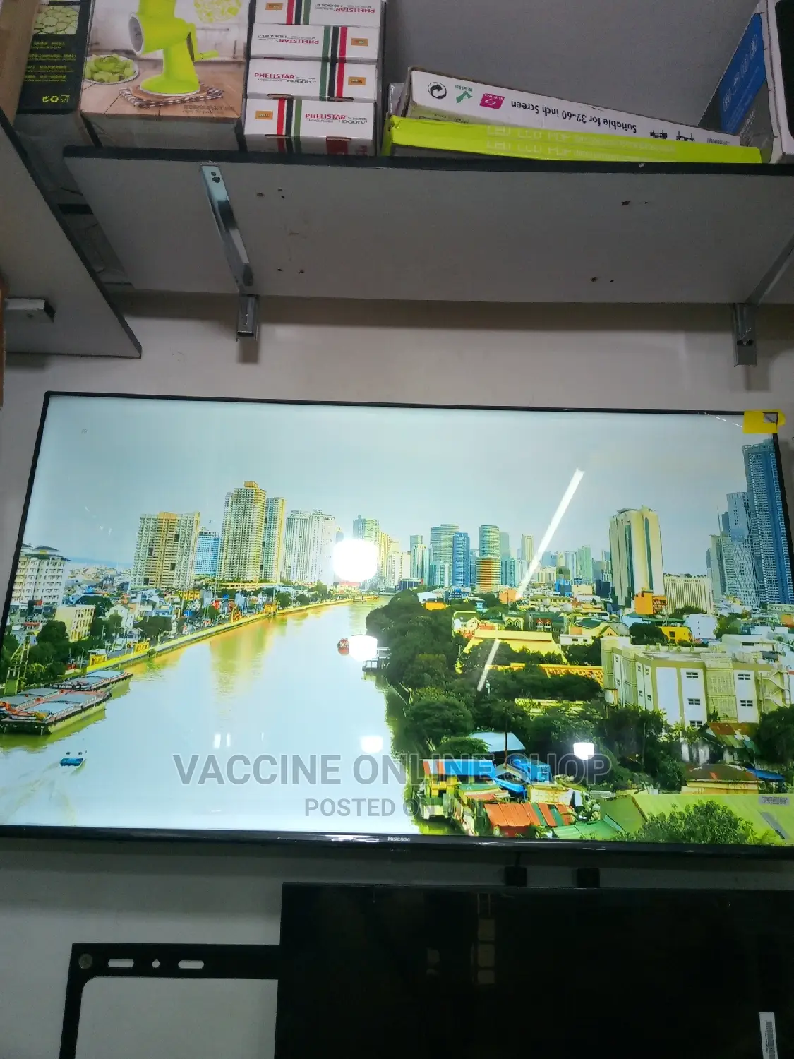 Hisense 98inch Smart Tv