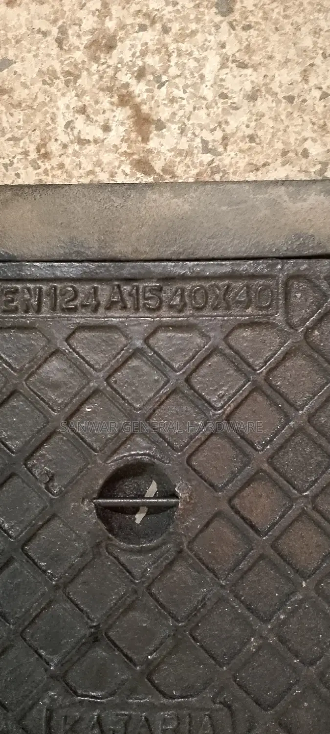 40x40, Manhole Covers. Metalic (Heavy Duty)