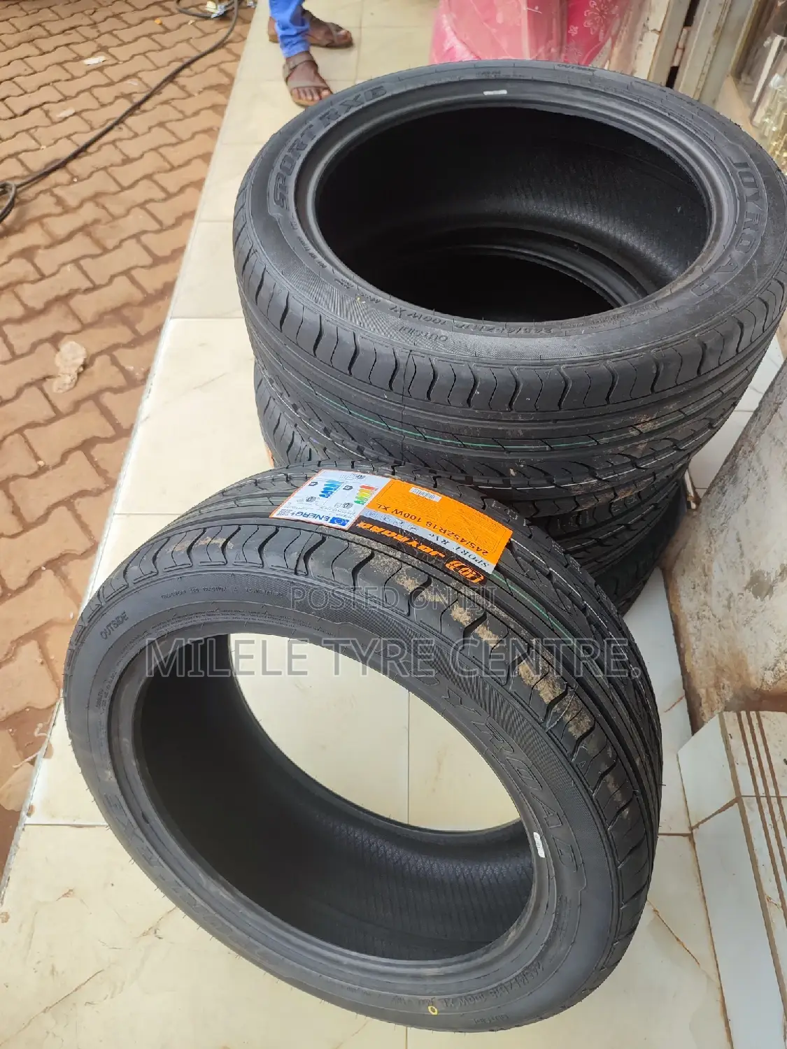 245/45r18 Joyroad