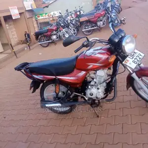 Bajaj Boxer 100 2020 Red