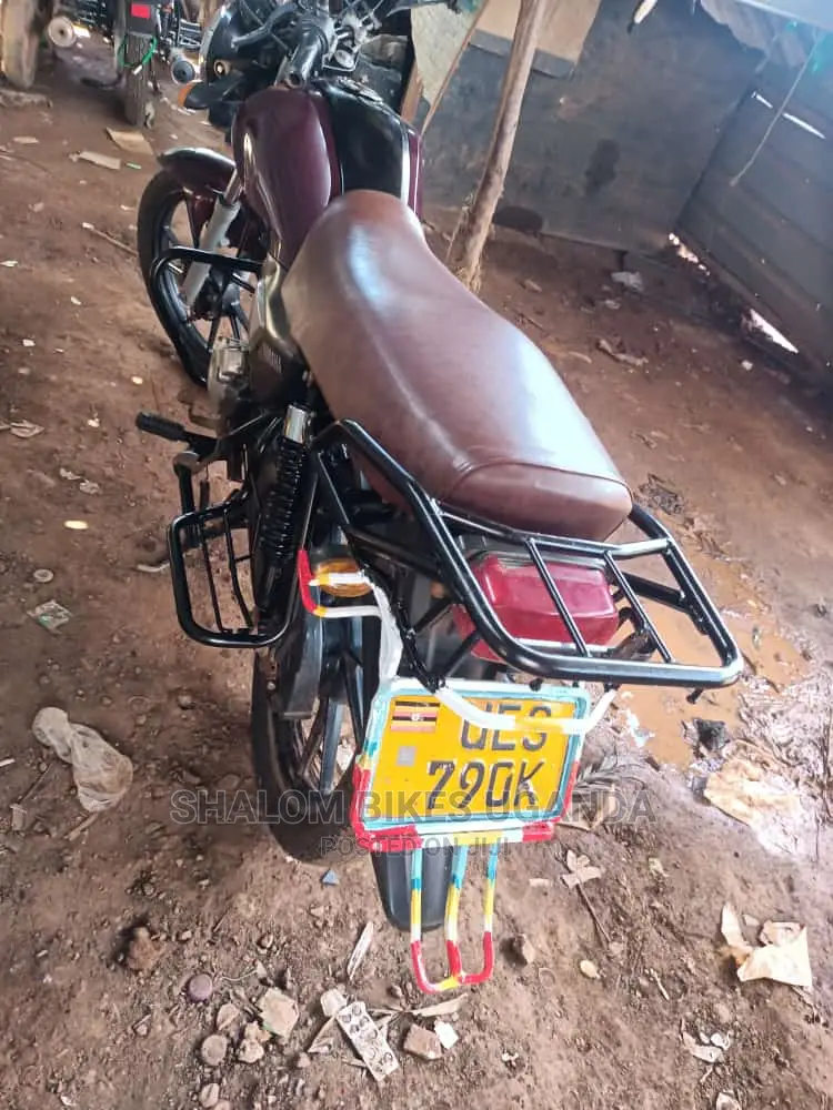 Yamaha Crux 2017 Brown