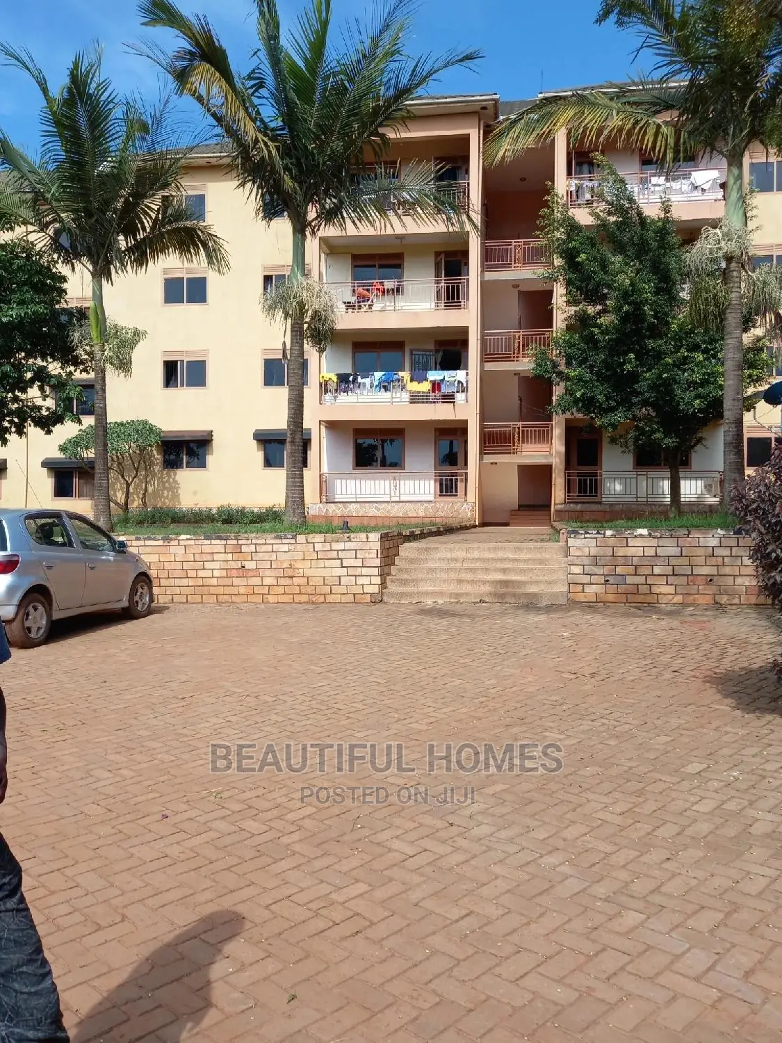 Furnished 3bdrm Apartment in Najjera, Central Division for Sale
