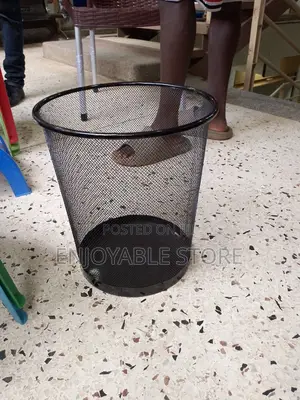 Metallic Dust Bins