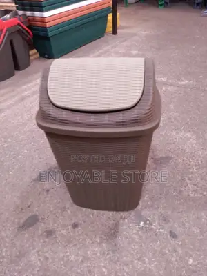 Plastic Dust Bins