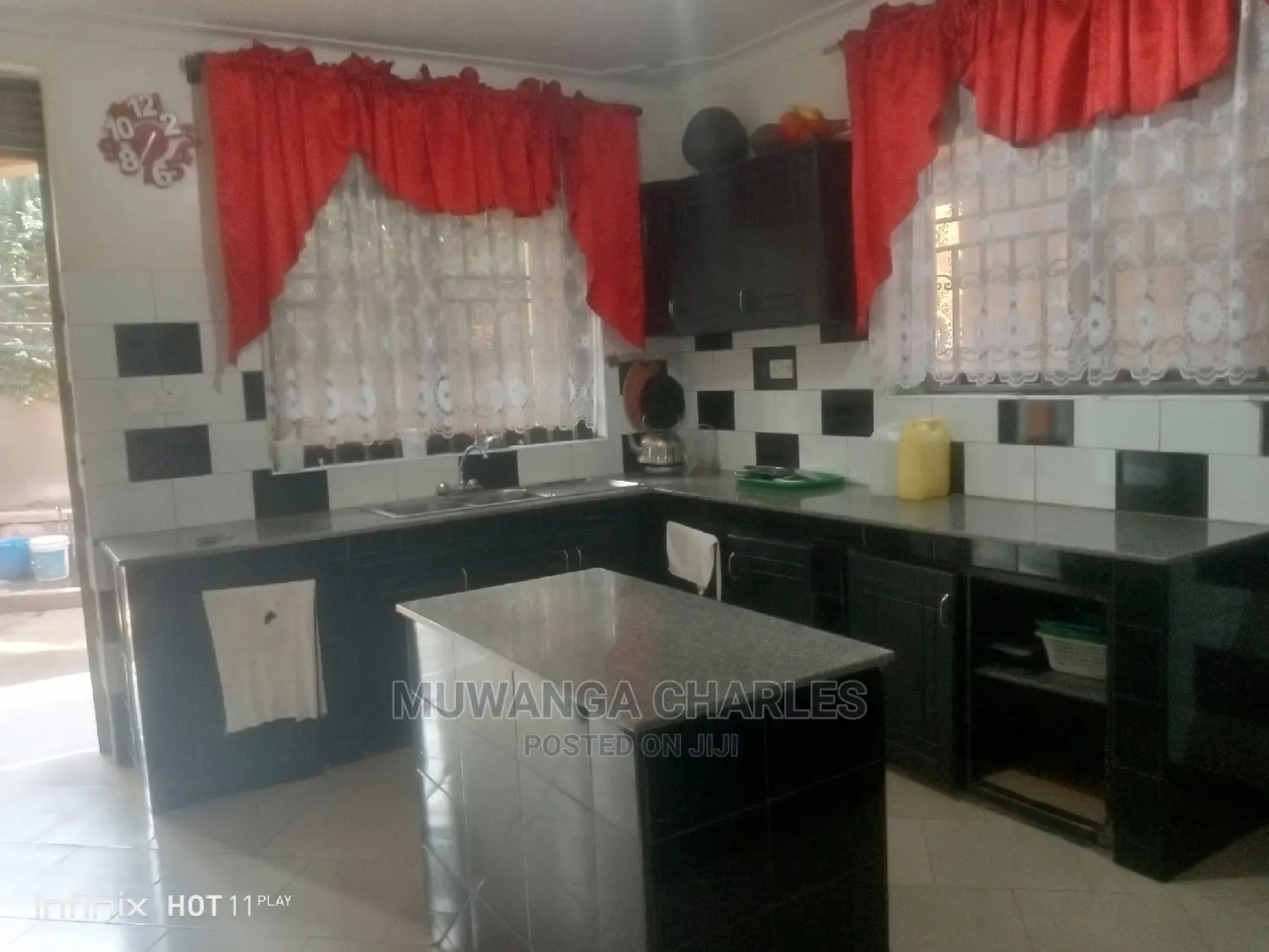 6bdrm Duplex in Fs Properties Ltd, Central Division for rent
