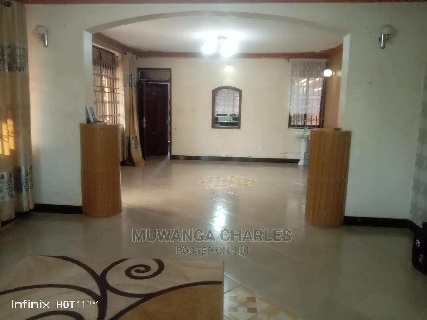 6bdrm Duplex in Fs Properties Ltd, Central Division for rent