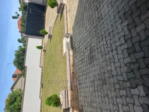 Furnished 4bdrm House in Kira for Sale