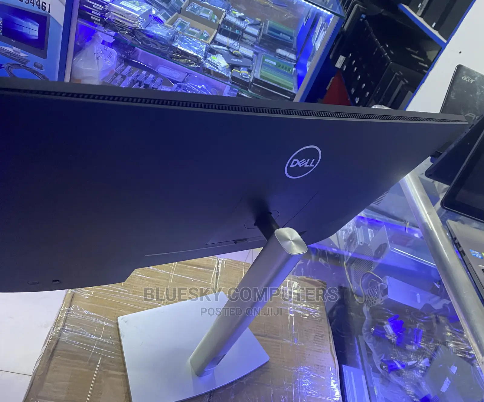 27 Inches Ips , Full-Hd Monitor