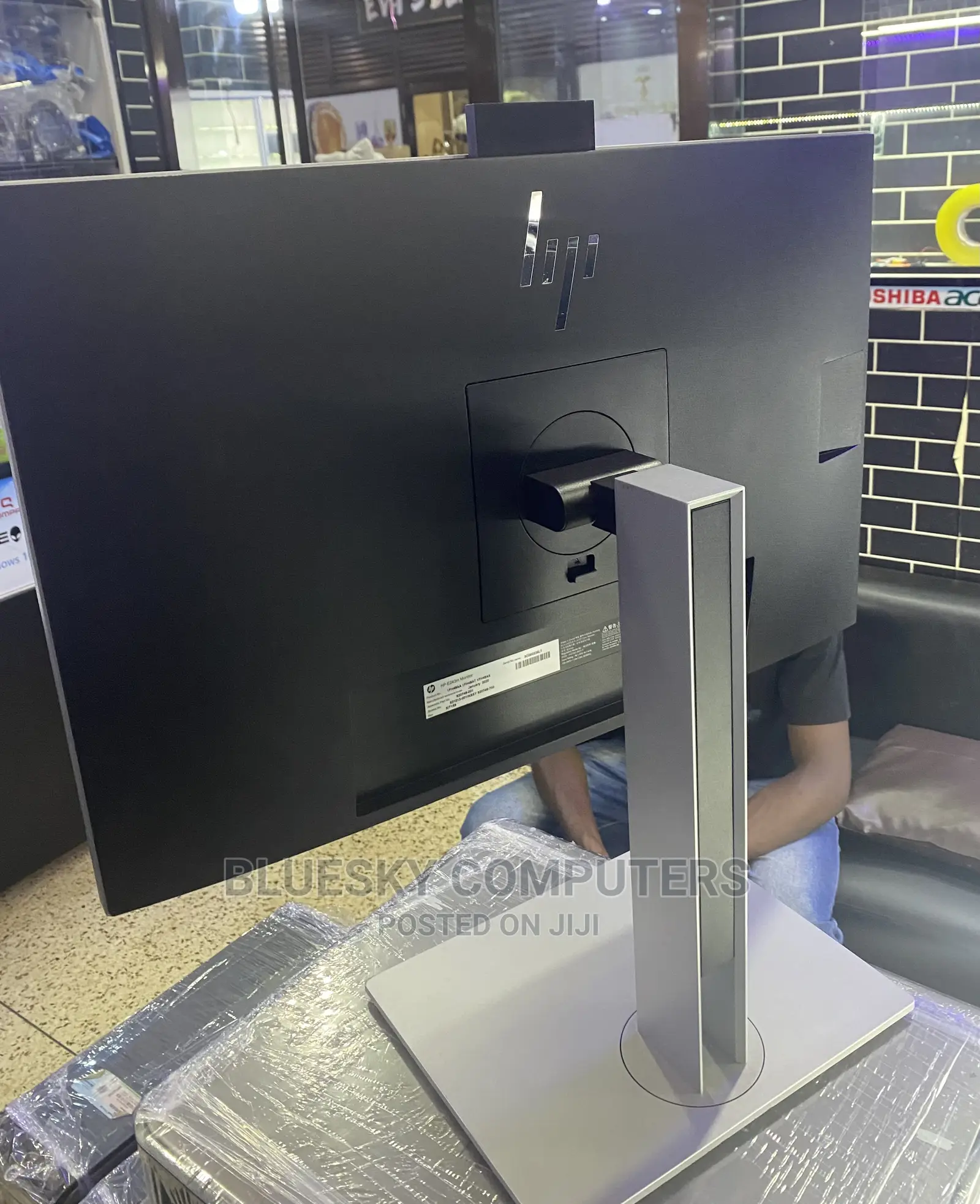24 Inches Smart, Ips Hp Monitor