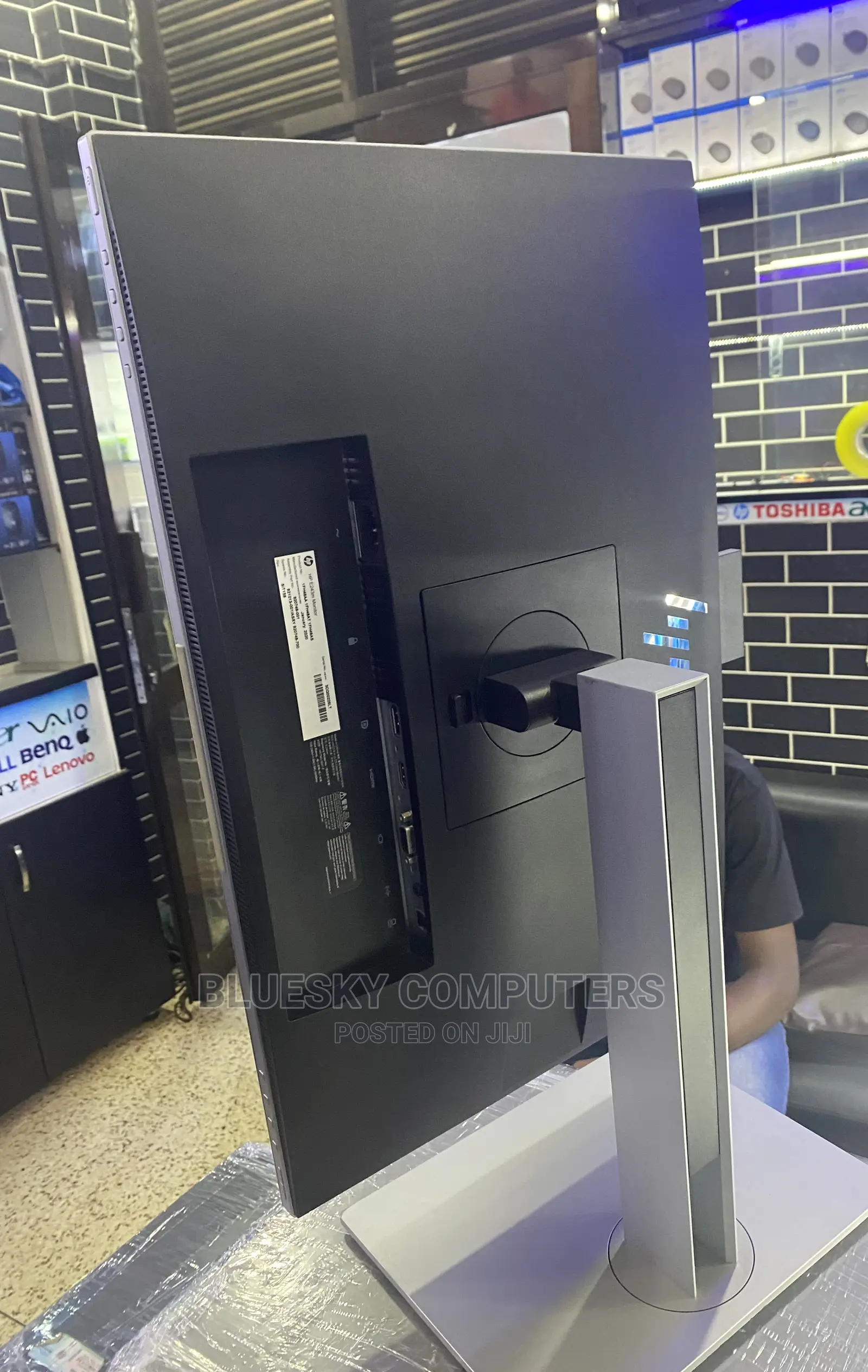 24 Inches Smart, Ips Hp Monitor