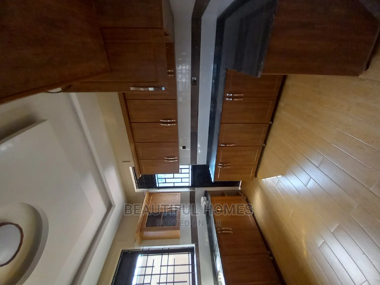 Furnished 6bdrm Mansion in Kisaasi, Nakawa for Sale