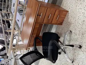 Rollable Office Chair and Desk