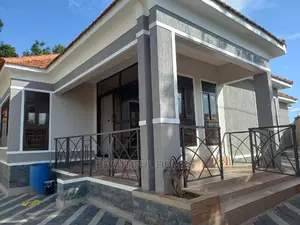 Furnished 4bdrm Bungalow in Kisaasi, Nakawa for Sale