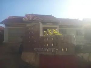 3bdrm Bungalow in Kira for sale