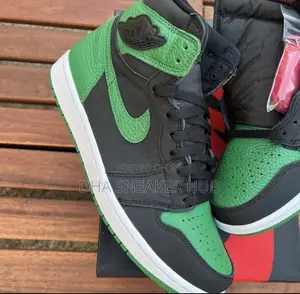 Air Jordan 1 High OG Retro “Pine Green” 2020