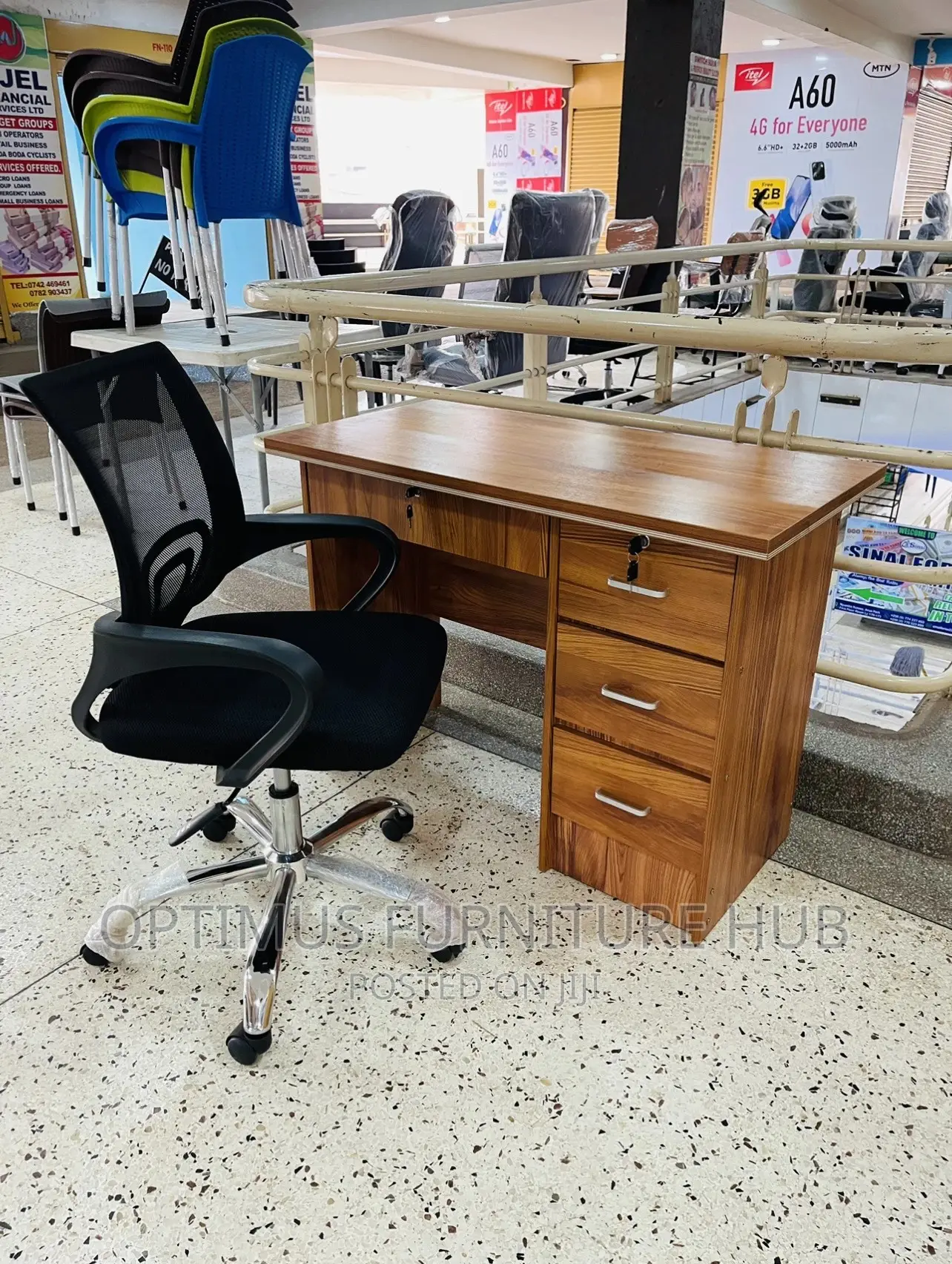 Swivel Chair and Table (1meter)