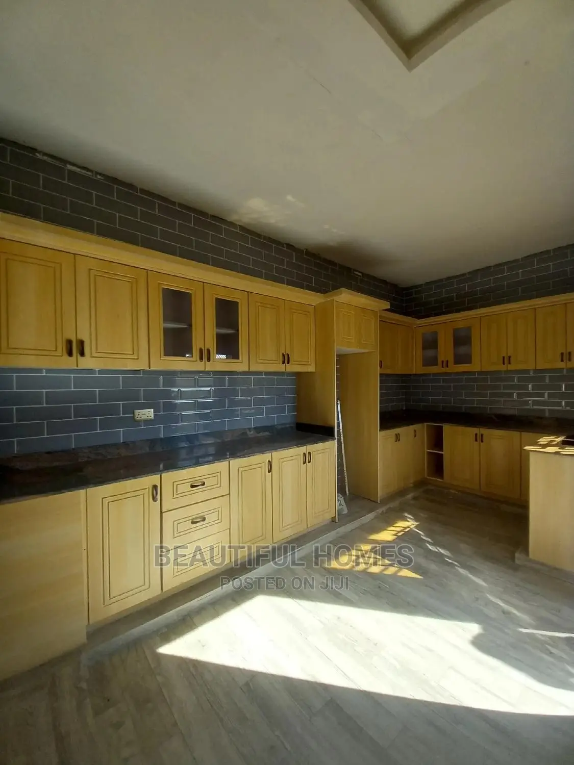 Furnished 4bdrm Bungalow in Kisaasi, Nakawa for sale
