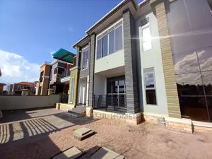 Furnished 5bdrm Mansion in Kyanja Tarmack, Nakawa for sale