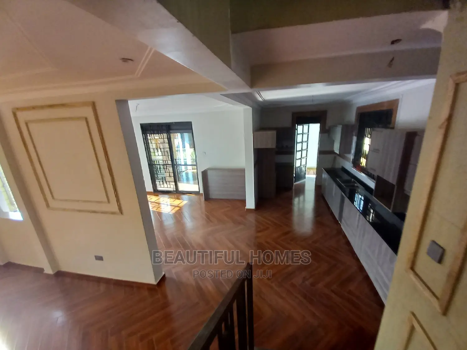 Furnished 5bdrm Mansion in Kyanja Tarmack, Nakawa for sale