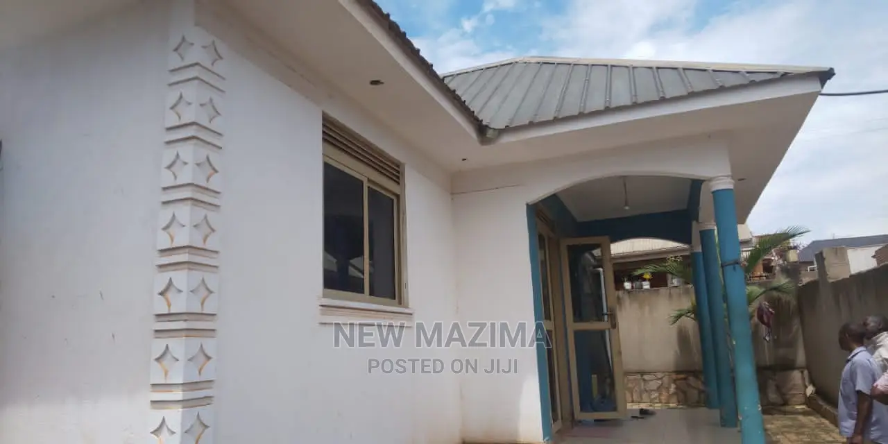 2bdrm House in Kawempe Kawanda, Central Division for Sale