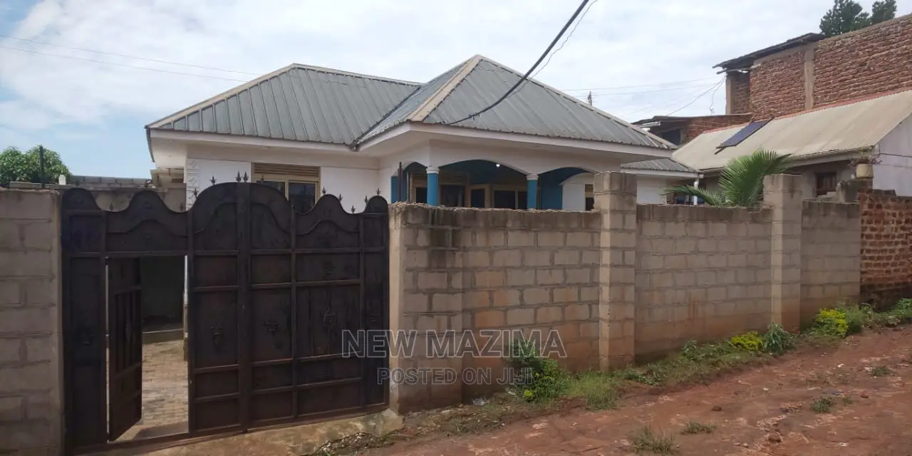 2bdrm House in Kawempe Kawanda, Central Division for Sale