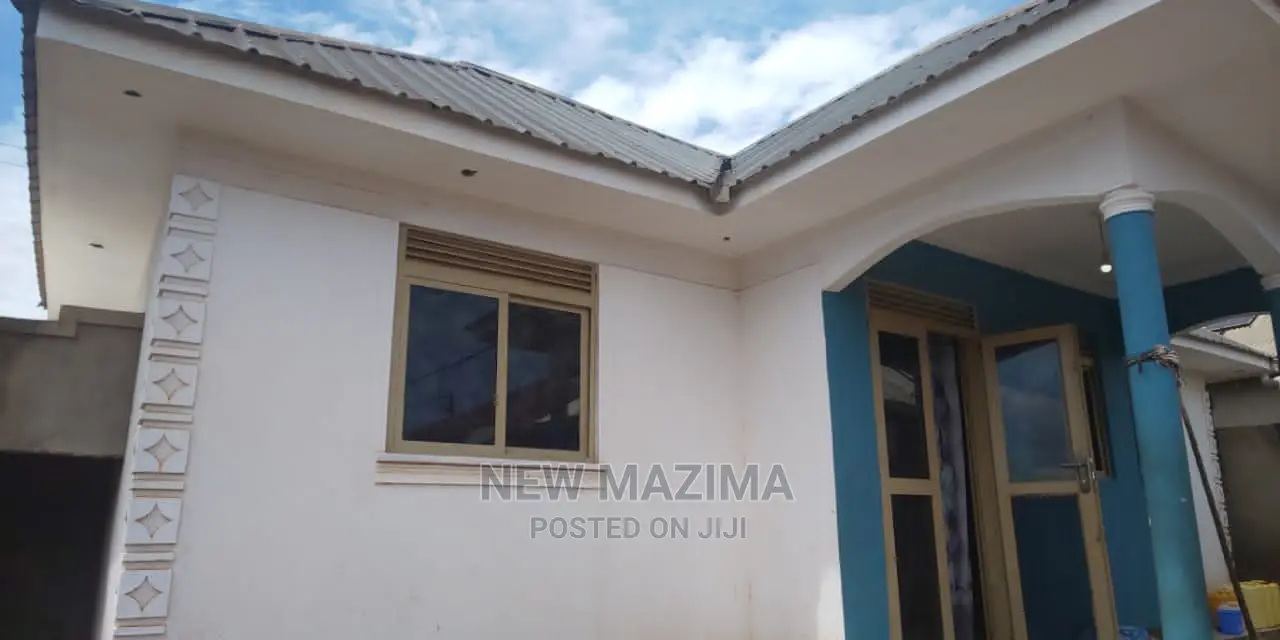 2bdrm House in Kawempe Kawanda, Central Division for Sale