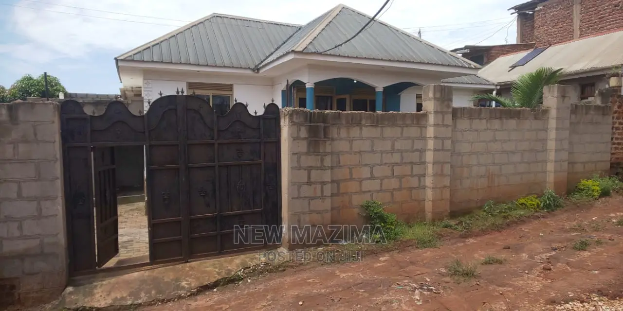 2bdrm House in Kawempe Kawanda, Central Division for Sale