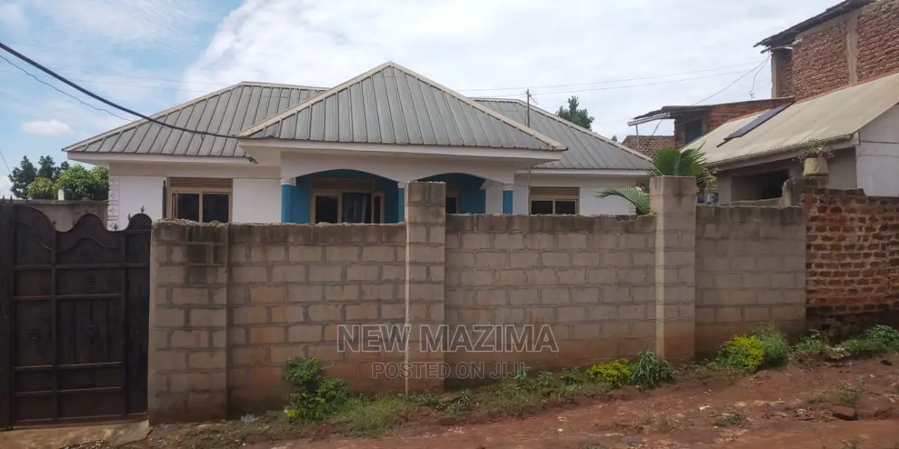 2bdrm House in Kawempe Kawanda, Central Division for Sale