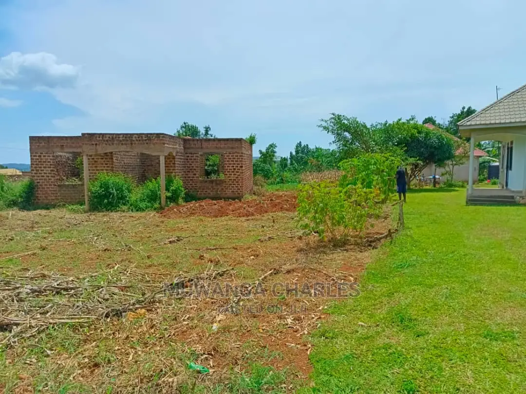 Plots Available for Sale at Kira Kitukutwe