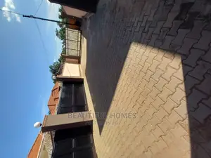Furnished 4bdrm Duplex in Kisaasi, Nakawa for Sale