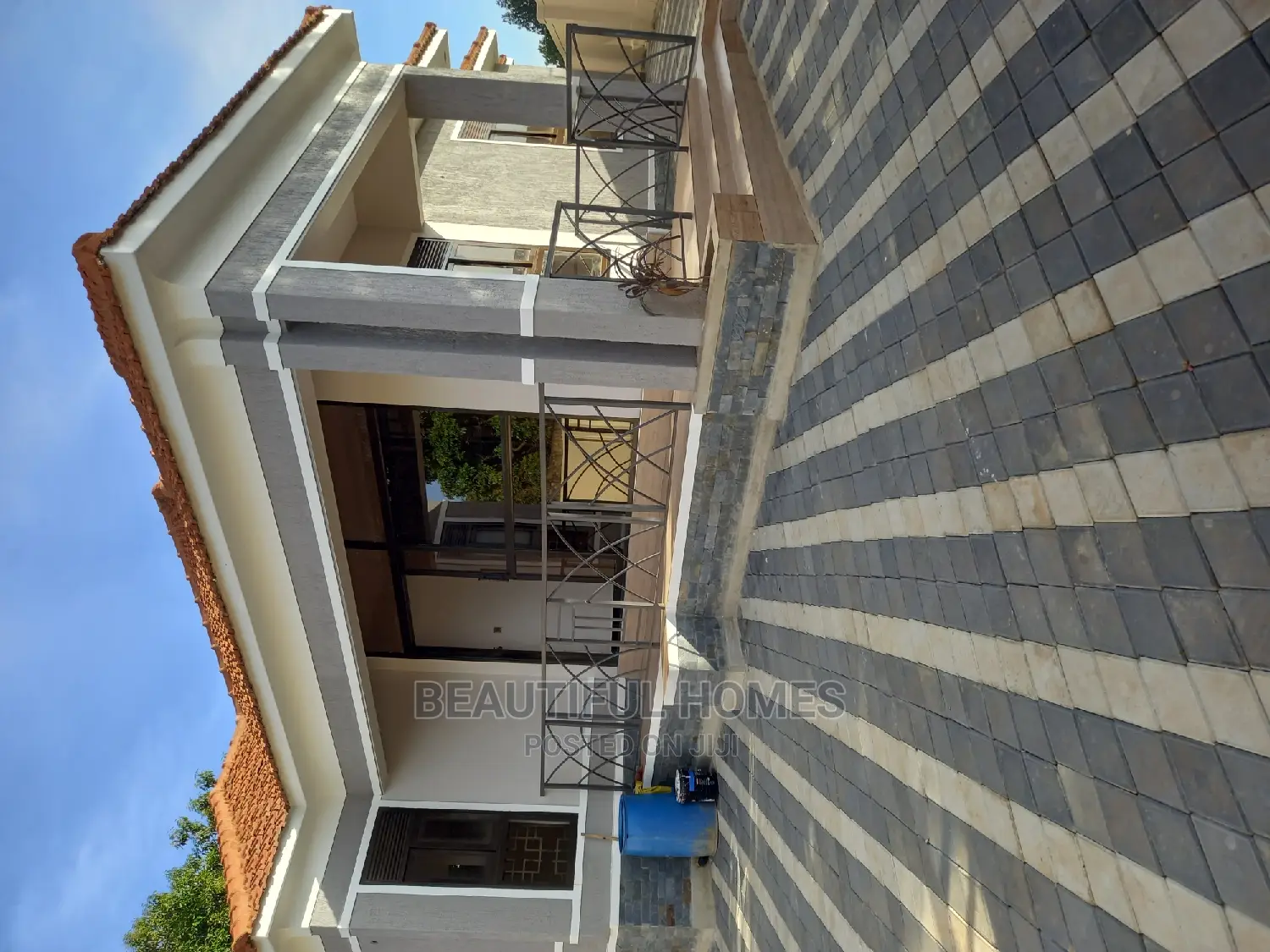 Furnished 4bdrm House in Kisaasi, Central Division for Sale