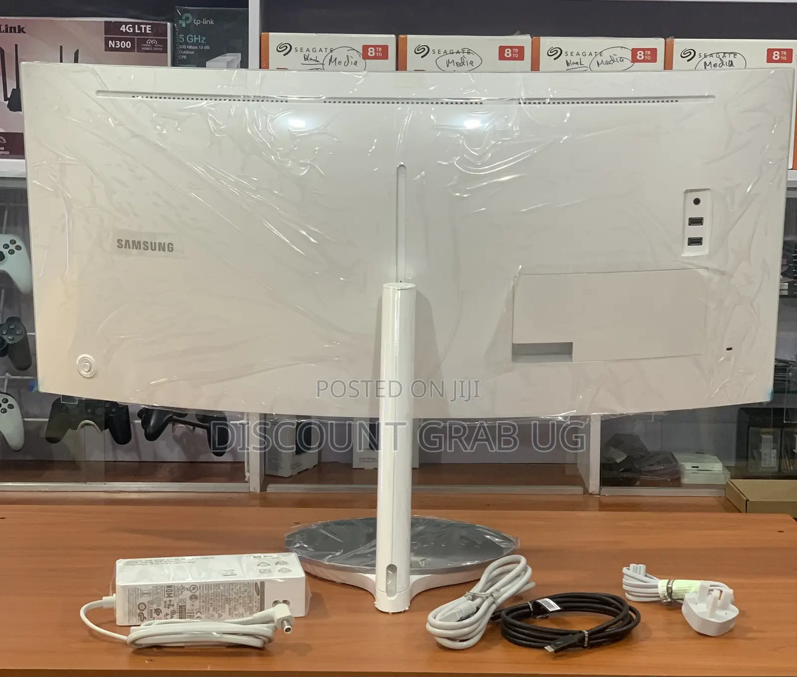 Samsung 34” Ultra Wide Curved Monitor