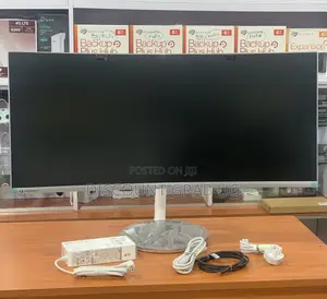 Samsung 34” Ultra Wide Curved Monitor