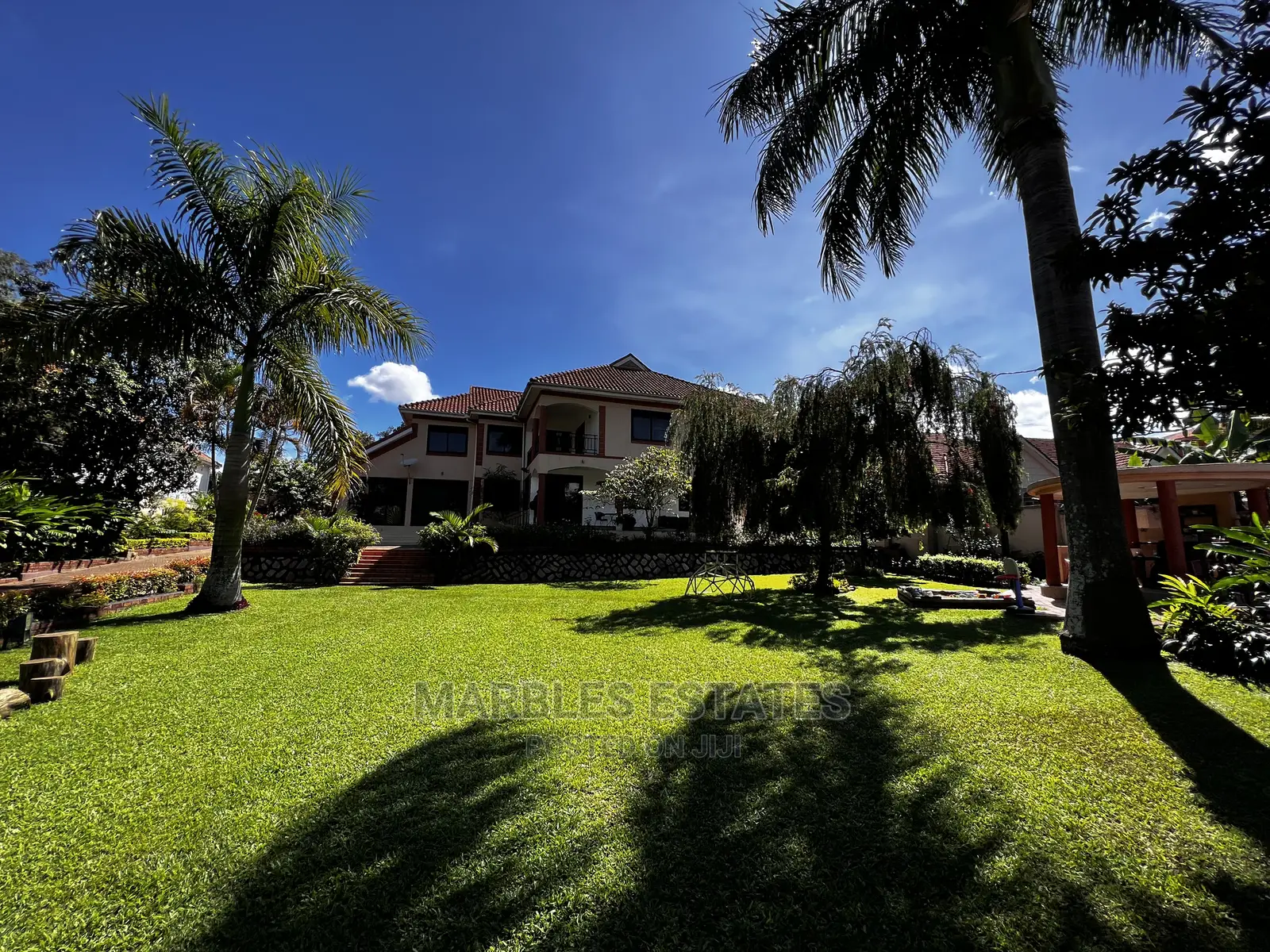 6bdrm House in Bugolobi, Central Division for Rent
