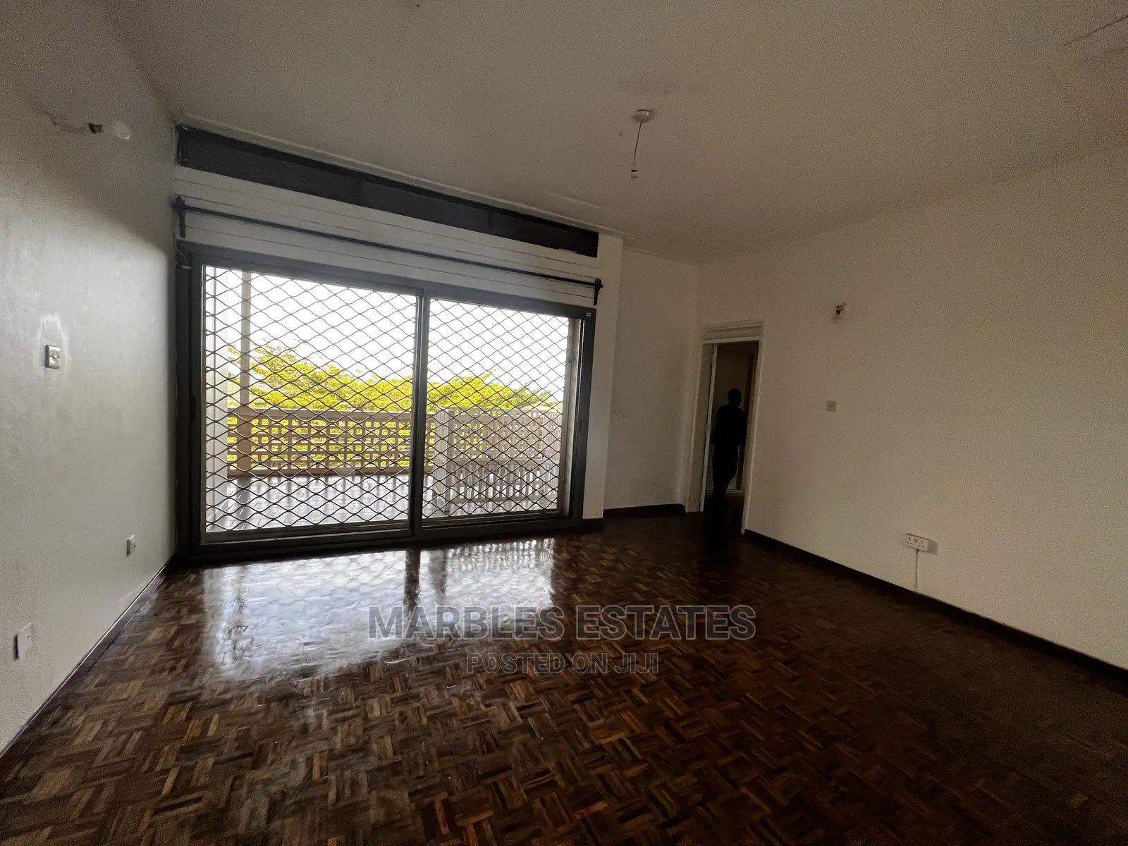 6bdrm Bungalow in Mbuya, Central Division for Rent