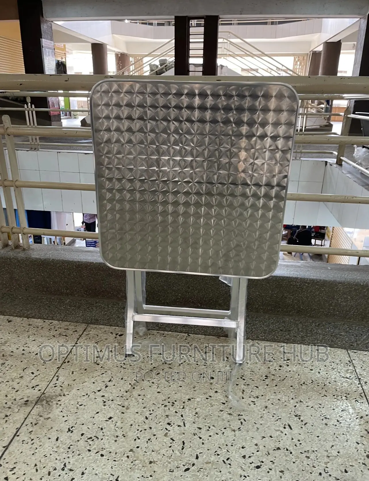 Aluminium Table (Medium)