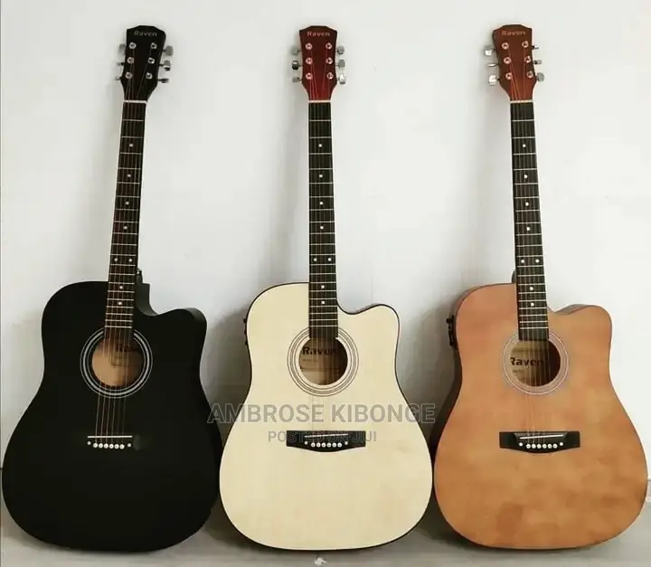 Genuine Quality YAMAHA Full Size Amplified Acoustic Guitar