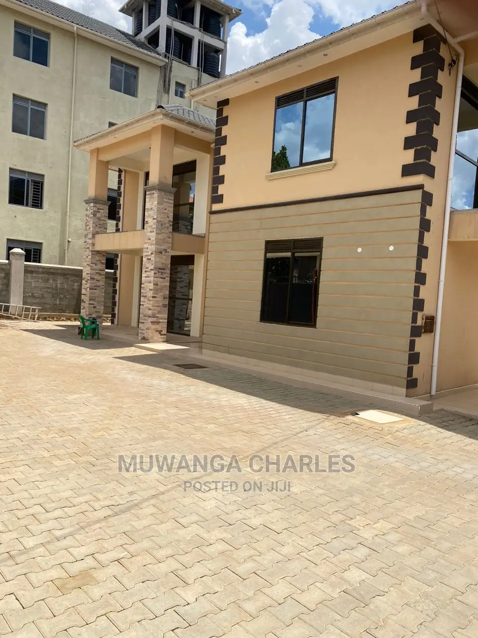 5bdrm Duplex in Fs Properties Ltd, Central Division for Sale
