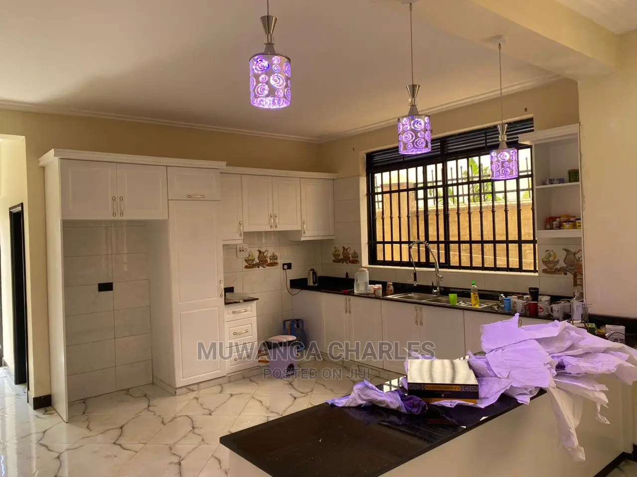 5bdrm Duplex in Fs Properties Ltd, Central Division for Sale