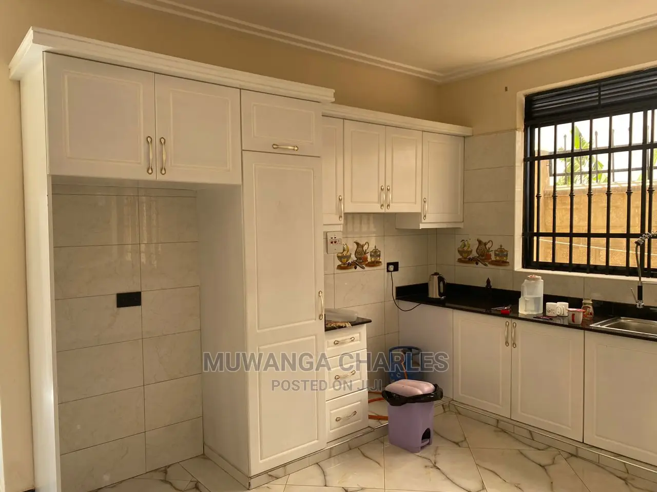 5bdrm Duplex in Fs Properties Ltd, Central Division for Sale