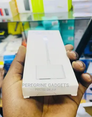 AV Original Original Lighting Adapter
