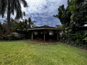 7bdrm Mansion in Mbuya, Central Division for Sale