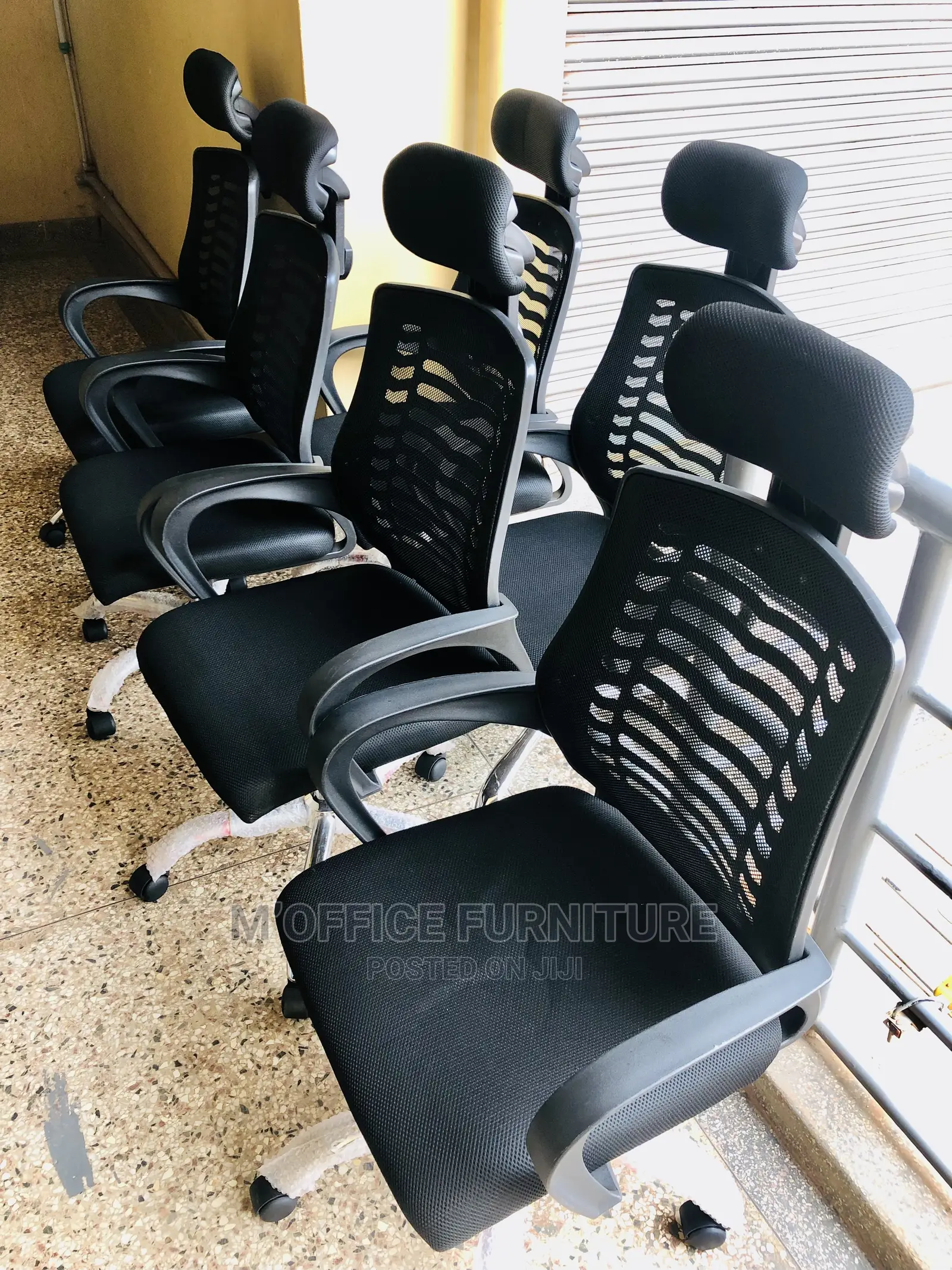 Brand New Office Chairs With Headrest