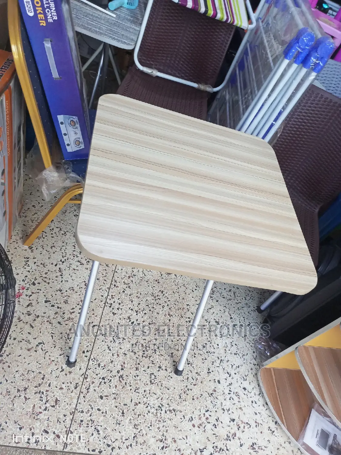 Foldable Reading Table