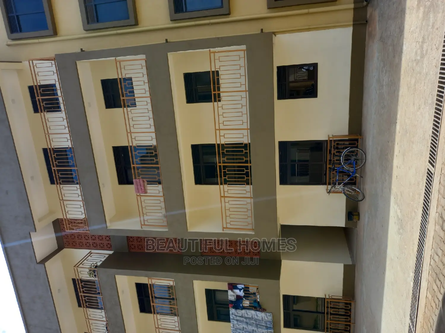 Furnished 3bdrm Apartment in Kisaasi, Nakawa for Sale
