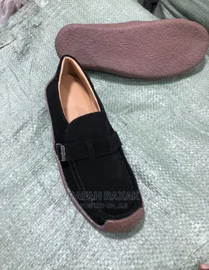 Unisex Classic Fashion Moccasins