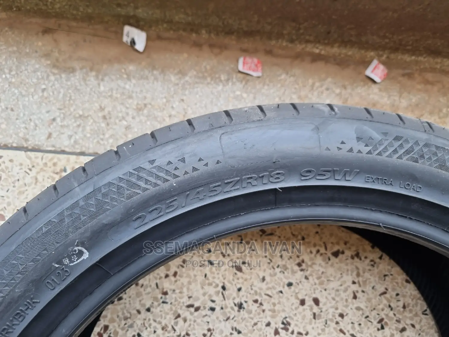 225/45r18 Papide